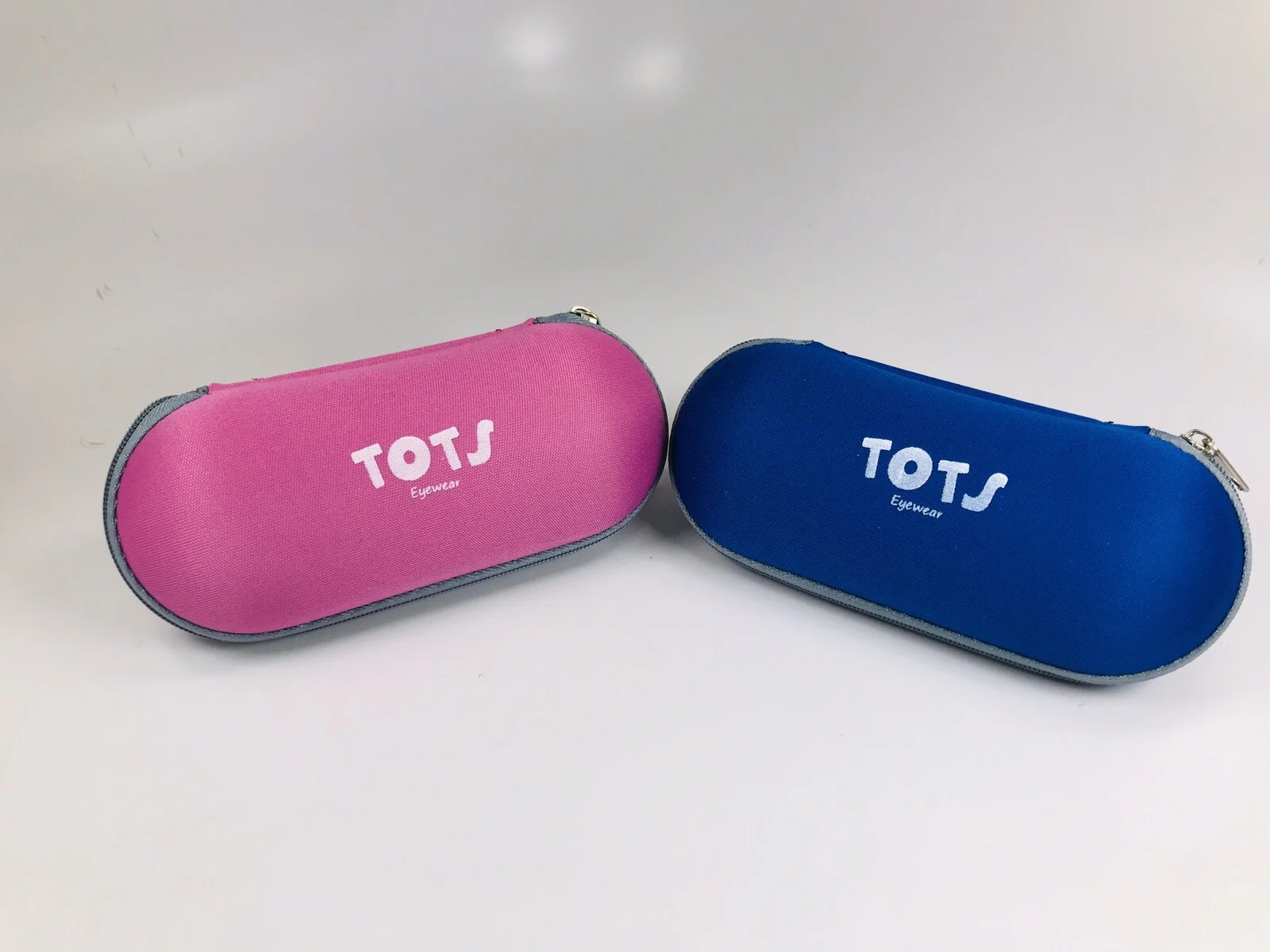New TOTS Matte Black MIRACLE Eyeglasses for KIDS 43mm with Case & Strap 2